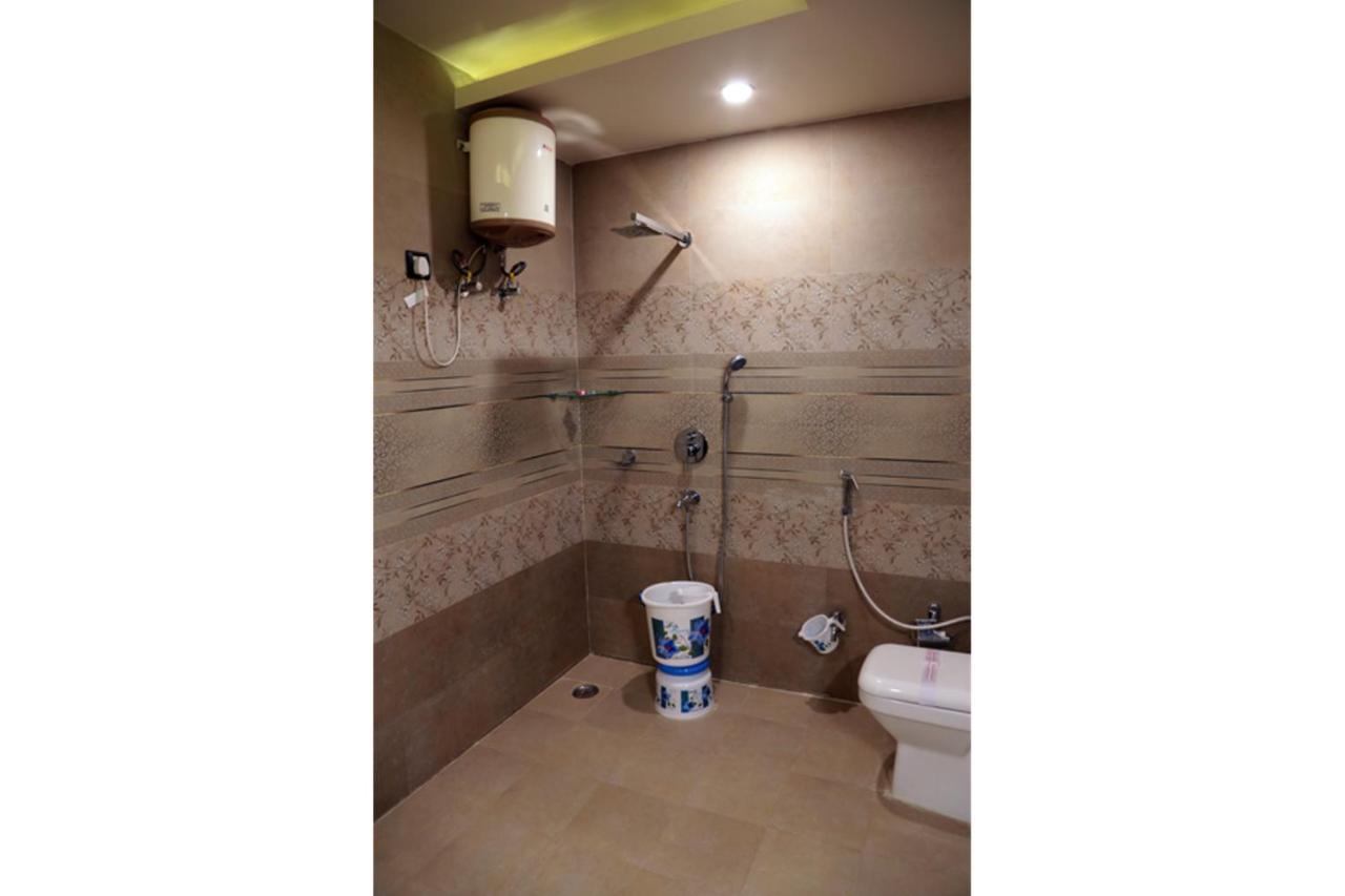 Hotel Vinayak Lifestyle Hotels Lucknow Extérieur photo